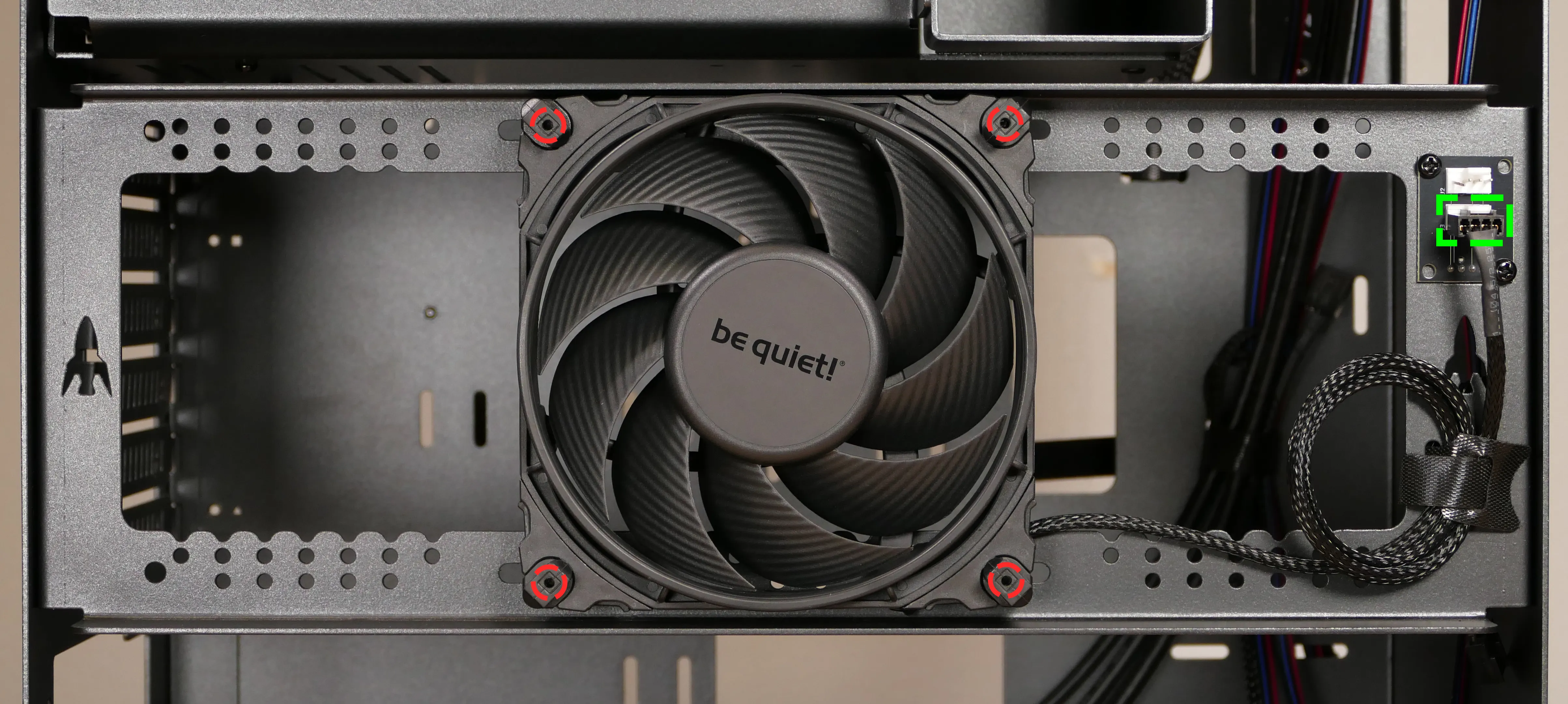 Mounted side fan